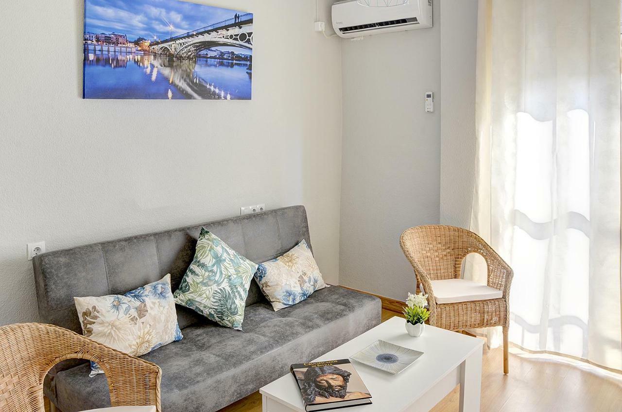 Apartamento Pureza Seville Exterior photo