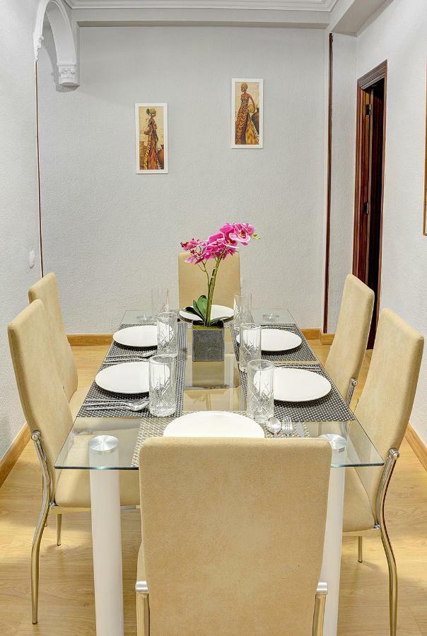 Apartamento Pureza Seville Exterior photo